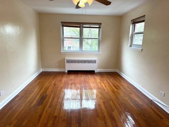 Building Photo - 194-18-194-37 37th Ave