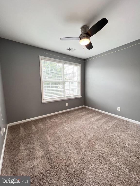 Building Photo - 22464 Maison Carree Square