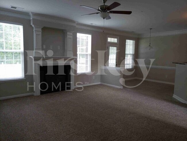Building Photo - 1415 Paulonia Way