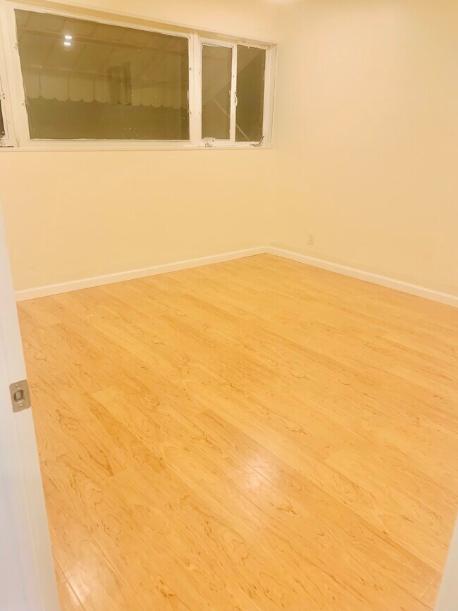 Bedroom - 3134 Stoney Creek Rd