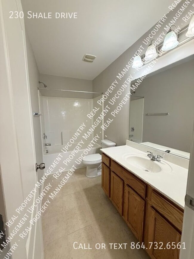 Building Photo - 230 Shale Dr