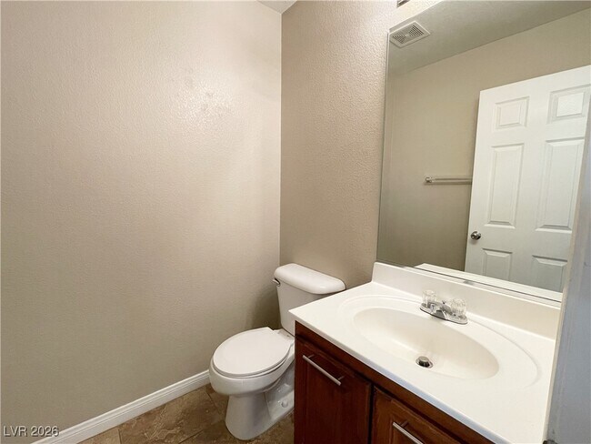 Building Photo - 1176 Claire Rose Ave