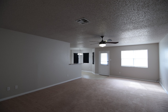 Building Photo - 4402 Matt Dr