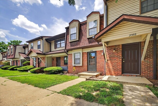 Building Photo - 2360 S Henderson St