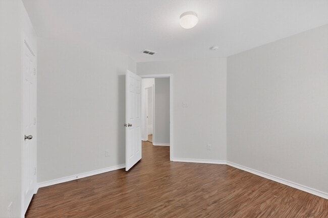 Building Photo - 416 Prescott Ln