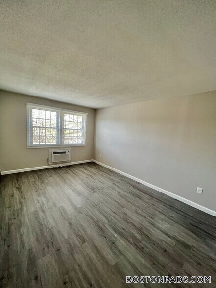 Building Photo - 105 Ridgewood Ln