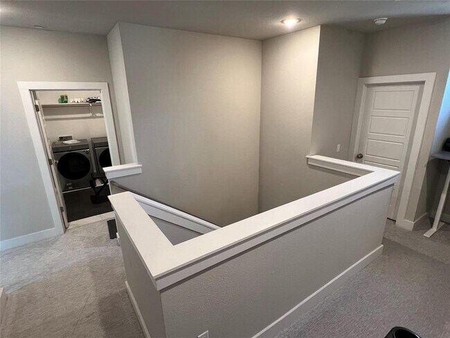 Building Photo - 11204 Gadsen Ln