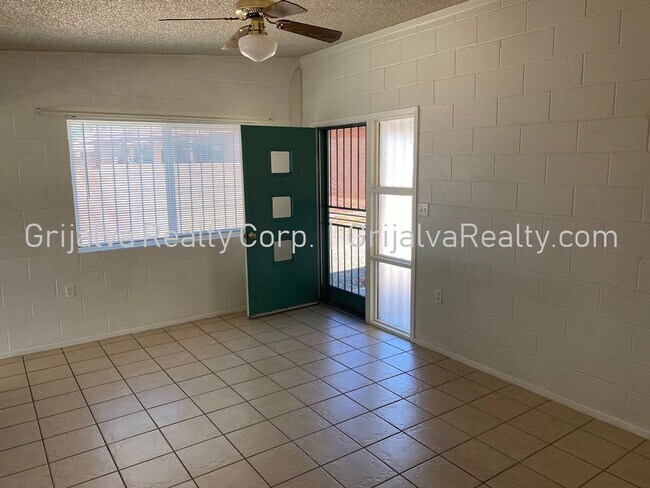 Building Photo - 2849 N Eastgate Dr