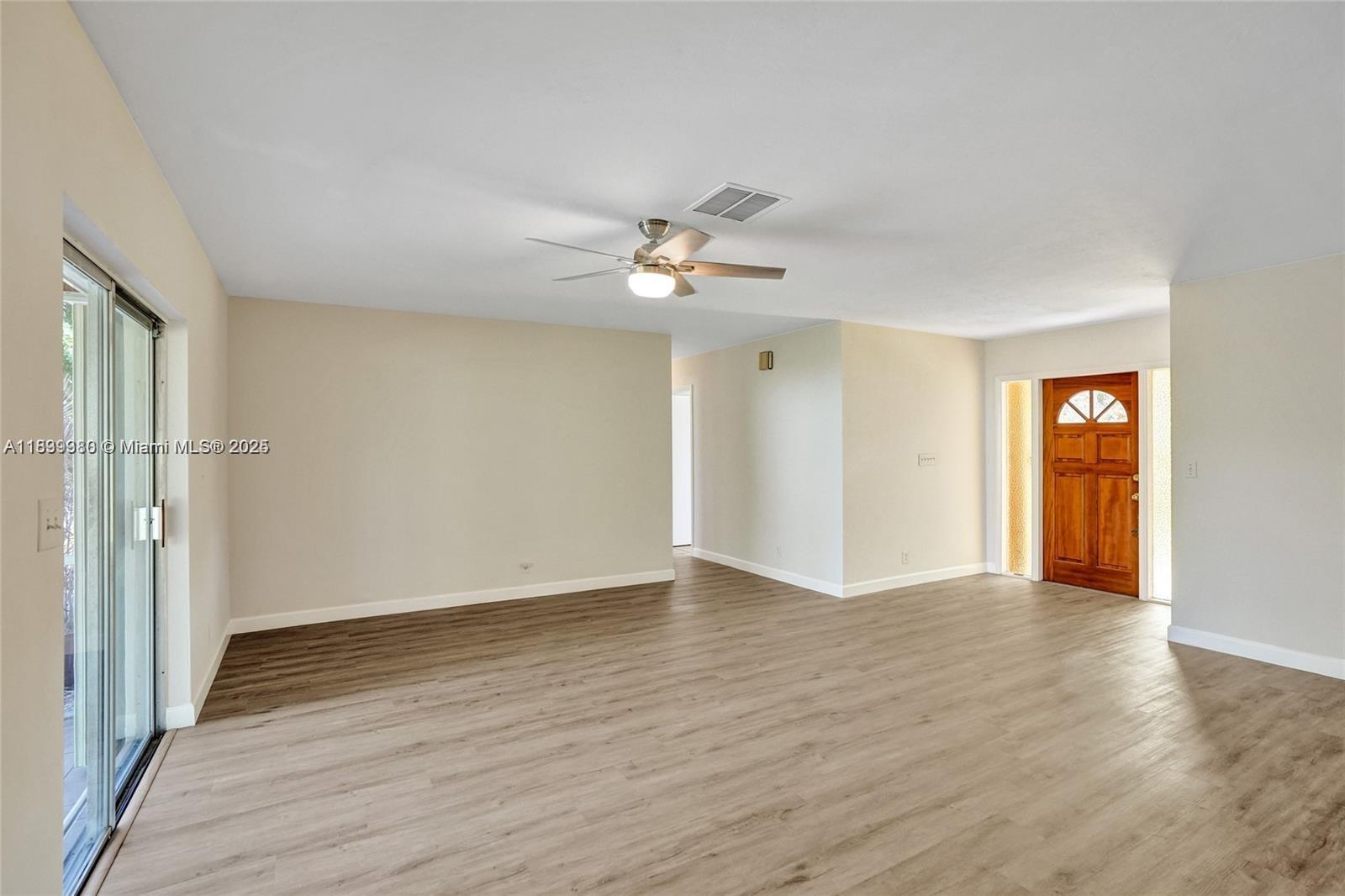 Building Photo - 4103 NW 75th Ave