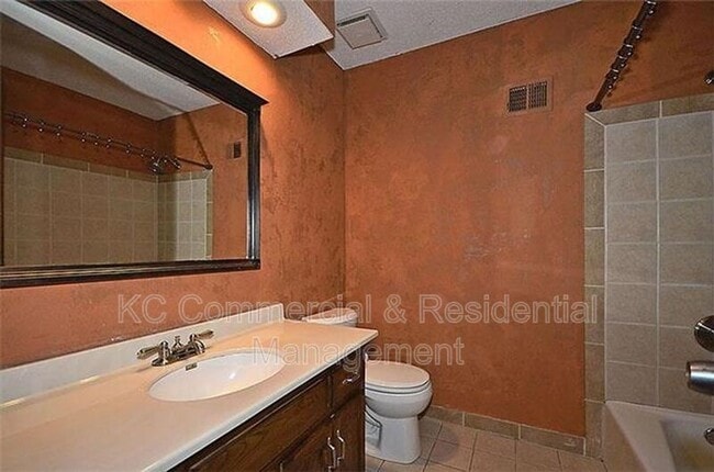 Building Photo - 1524 NE 99th St