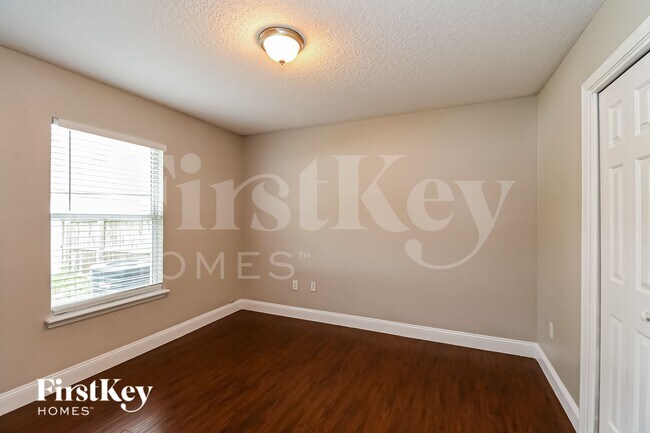Building Photo - 8006 Welbeck Ln