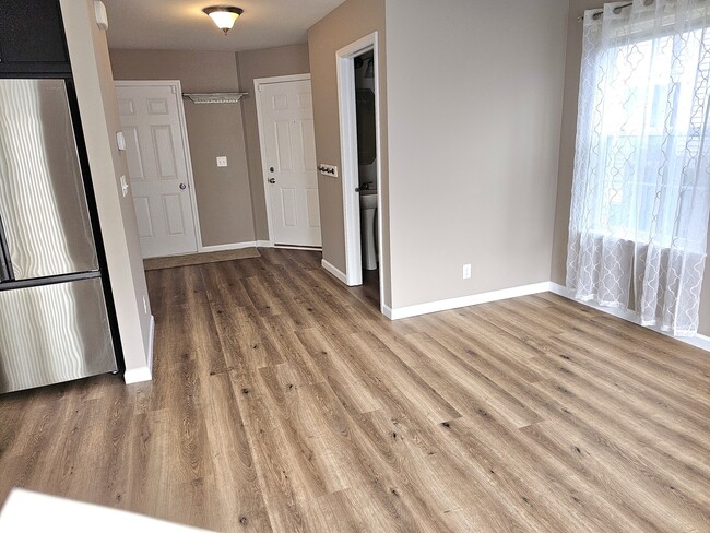 Building Photo - 2573 Carlisle Ln