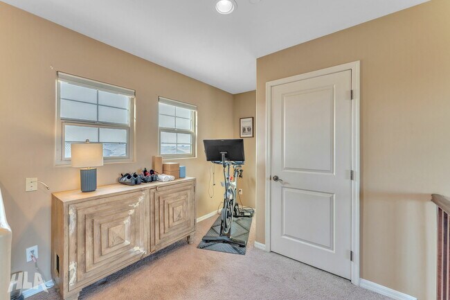 Building Photo - 6108 E Morning Ln