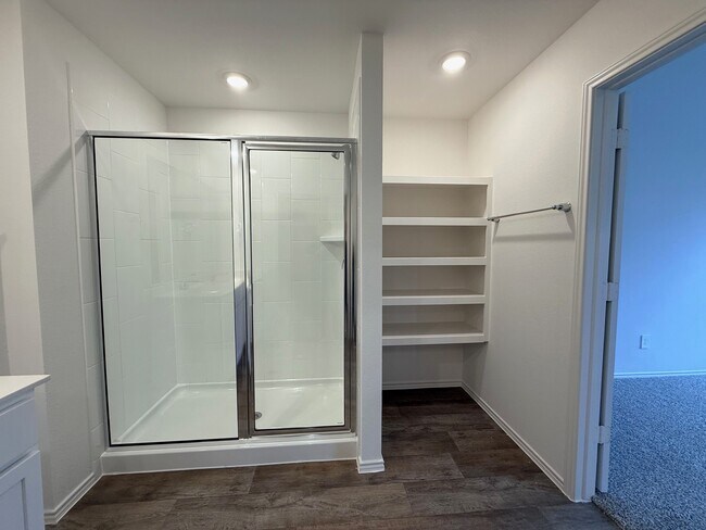 Building Photo - 3807 Axyl Run Ct