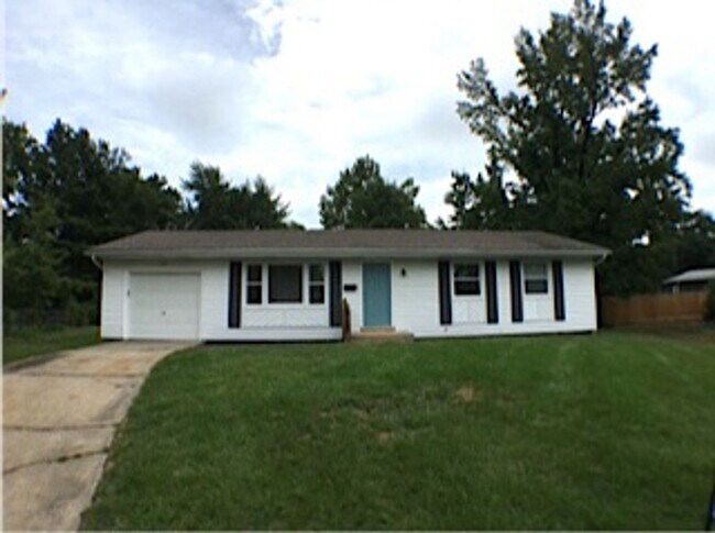 Primary Photo - Three Bedroom Home with Fenced Yard