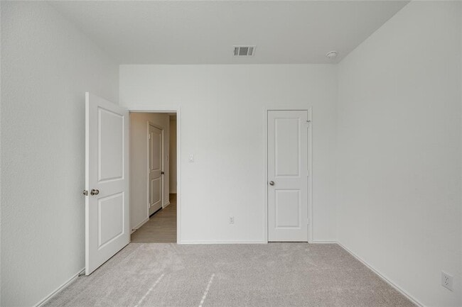 Building Photo - 324 Rock Spgs Dr