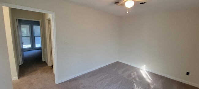 Building Photo - 1055 Quinn St