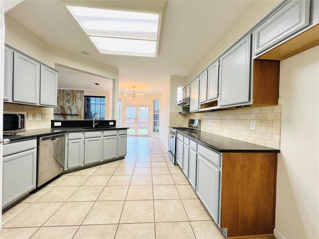 Building Photo - 1042 Fireside Dr