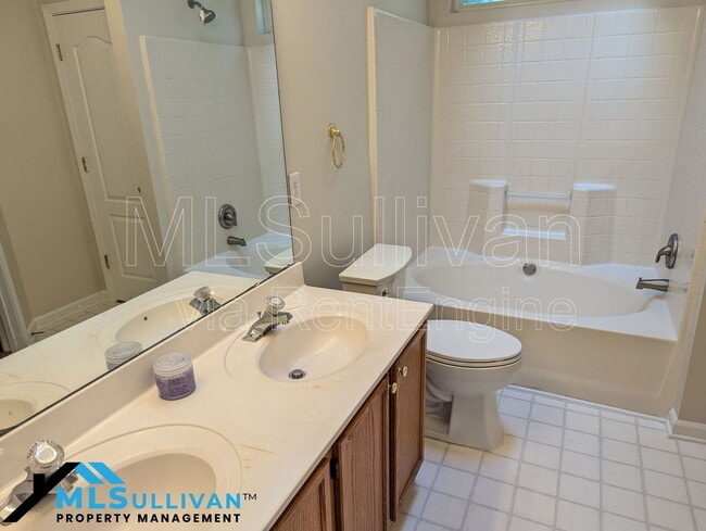 Building Photo - 7009 Englehardt Dr
