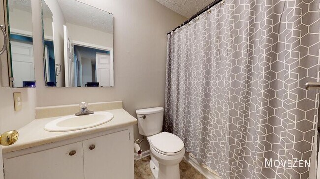 Building Photo - 5008 Alamo Ct