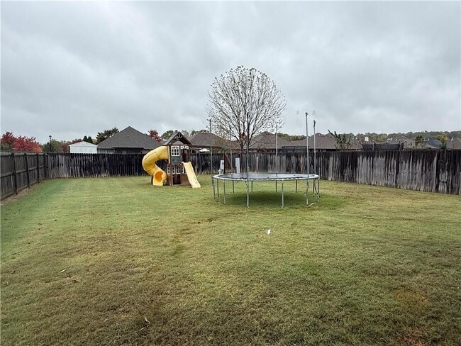 Building Photo - 3031 N Bentley Ridge