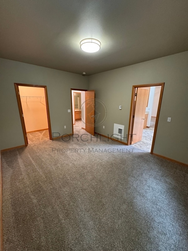 Building Photo - 1305 Boon St