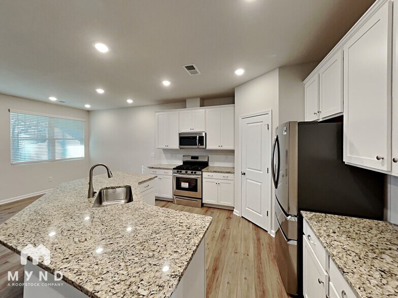 Building Photo - 13049 Cottage Crst Ln