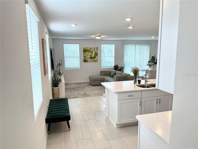 Building Photo - 2013 Crape Jasmine Ln
