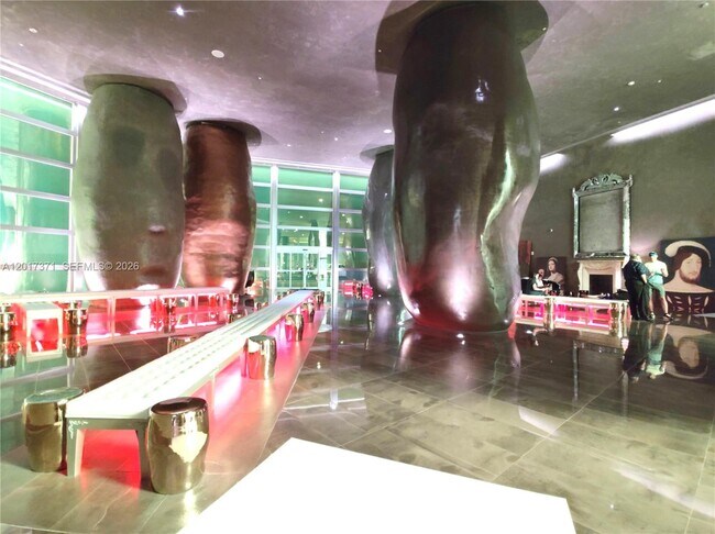 Building Photo - 465 Brickell Ave