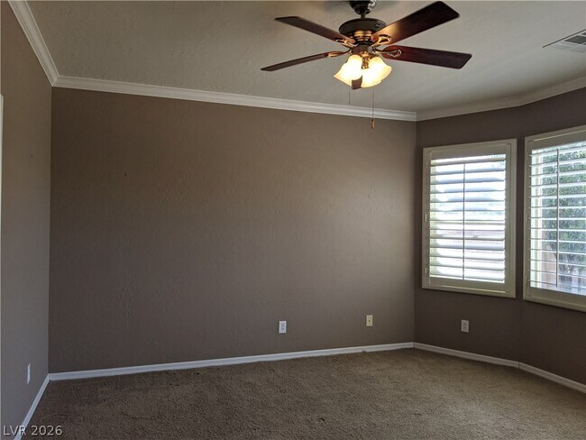 Building Photo - 7437 Ravines Ave