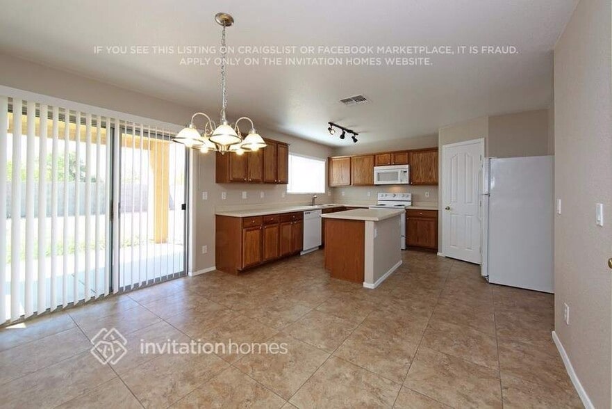 Building Photo - 9705 W Florence Ave