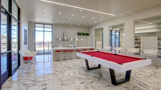 Building Photo - 915 Alper Center Dr