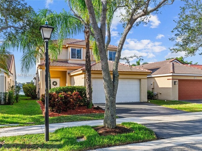 Building Photo - 1433 Presidio Dr