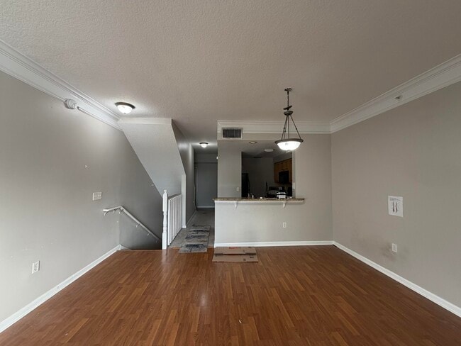 Building Photo - 2052 Alta Meadows Ln