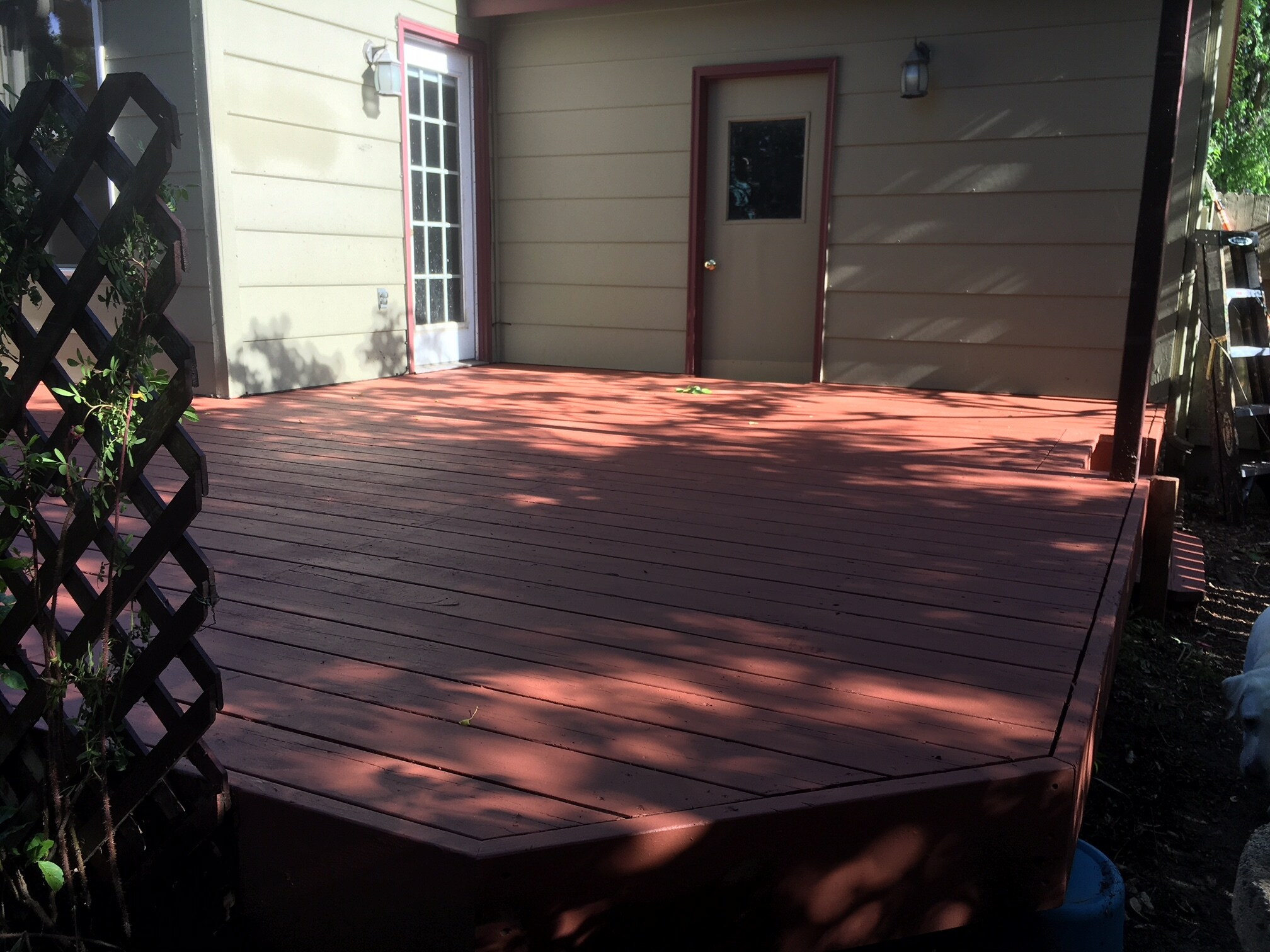 Building Photo - 1128 Elm St