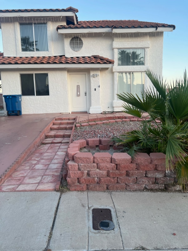 Building Photo - 3098 S Leandro Ct