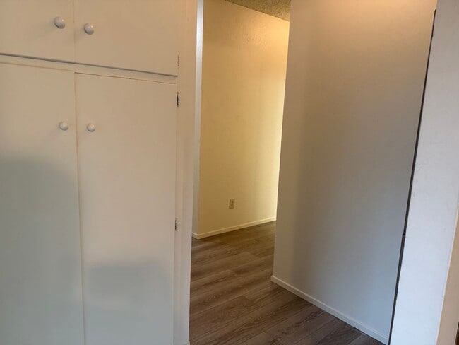 Building Photo - Remodeled 3 bedroom 1 bath house