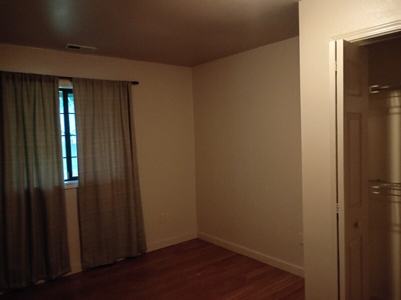 Building Photo - 5445 191st Ave SW