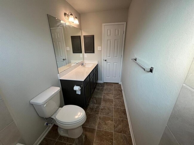Building Photo - 3134 Everwood Trl