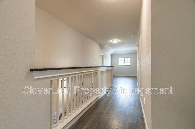 Building Photo - 407 Marbella Vista