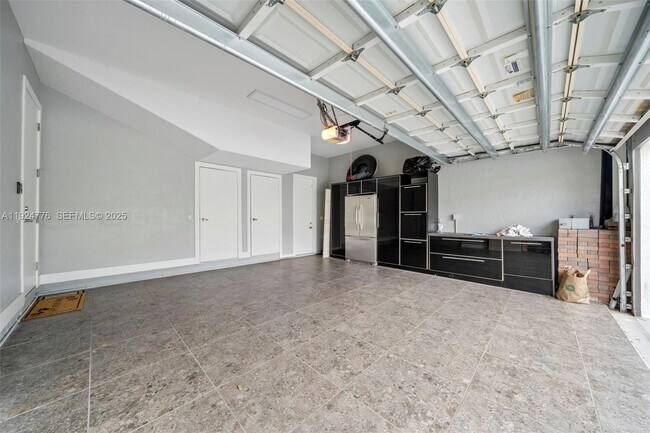 Building Photo - 1549 Breakwater Terrace