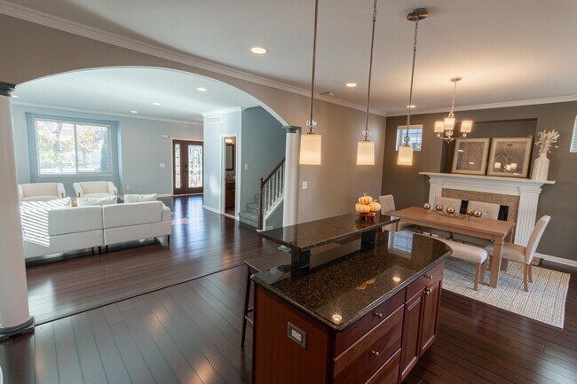 Building Photo - 3334 Cummings Ave