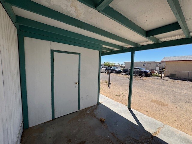 Building Photo - 1845 Coral Isle Dr
