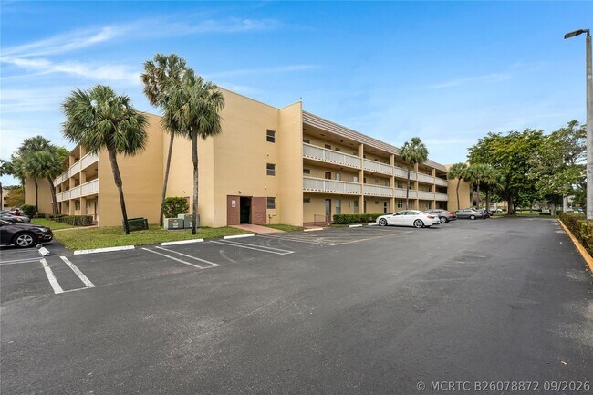 Building Photo - 6091 NW 61st Ave