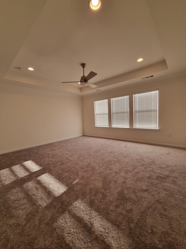 Building Photo - 4630 Falls River Dr