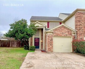 Building Photo - 1501 Beach Ln
