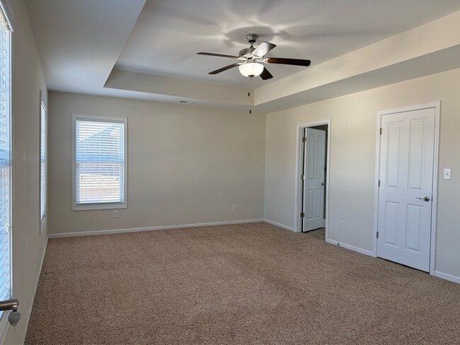 Building Photo - 207 Craftsman Dr