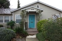 Building Photo - Charming 2 Bedroom in Heart of Downtown