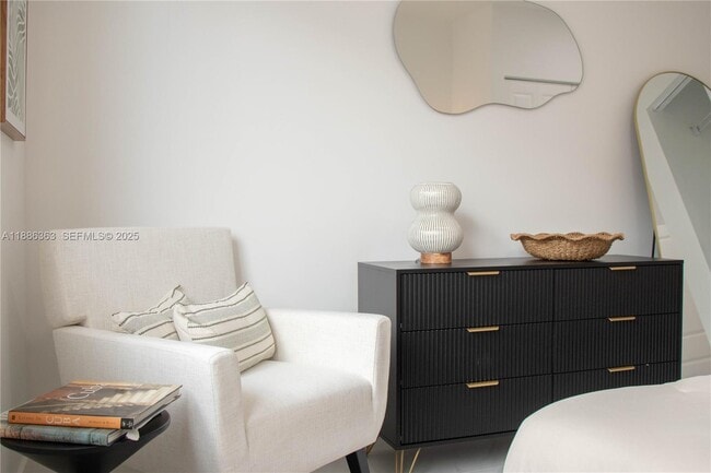 Building Photo - 1451 W 29th St