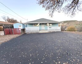 Front yard, exterior of house